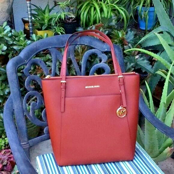Michael Kors Womens Large Leather Tote Handbag Burgundy/ Brandy 15